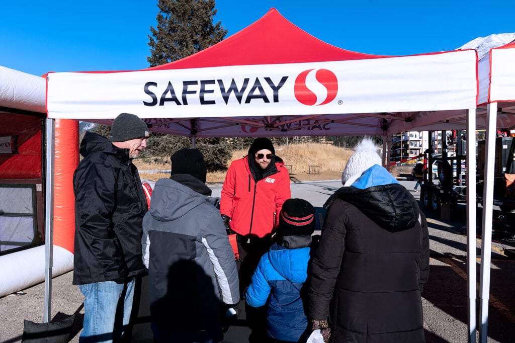 XMCHockeyDaySafeway046