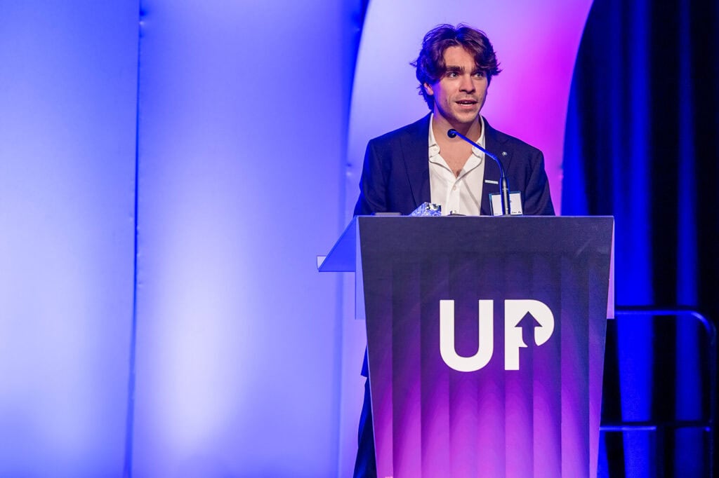 ScaleUp2025027