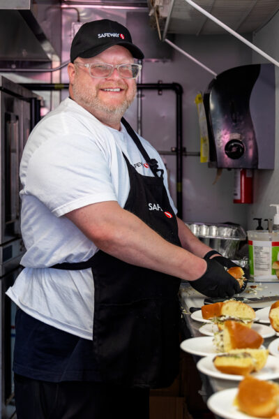 Corporate portfolio063