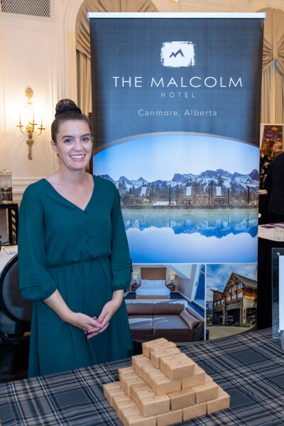 Corporate portfolio084